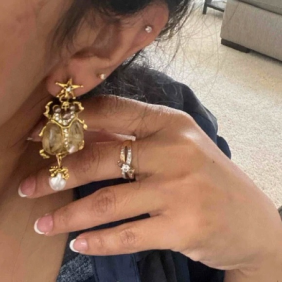 Unique👑✨Regal Royal Beetle Antique Gold Abalone Bedazzled Pearl Drop Ear… - Picture 8 of 11